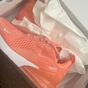 Nike AirMax 270